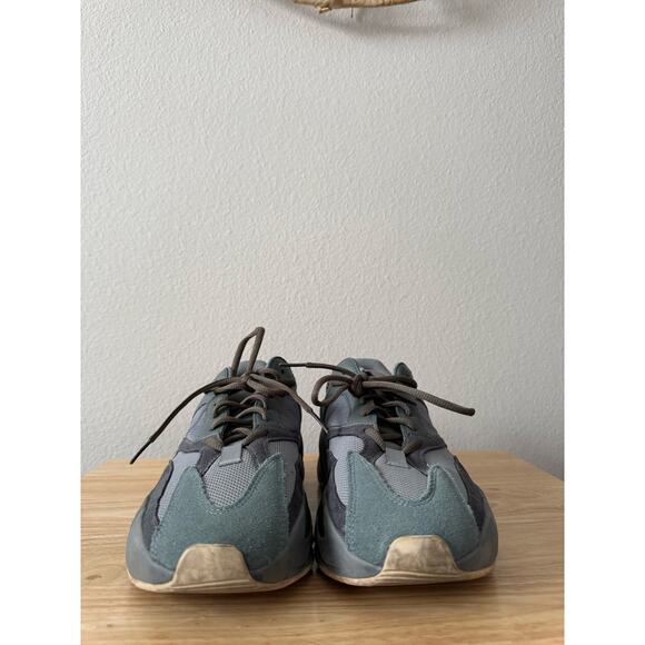 Adidas Yeezy Boost 700 Teal FW2499 Mens Size 9 - Picture 3 of 16